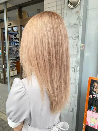 セミロング ゆぴ☾‪/推しカラー /ハイトーンのヘアスタイル