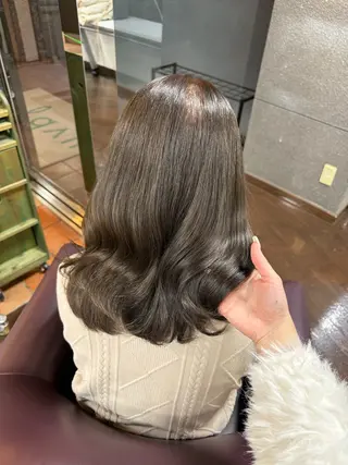 カラー 田中 夏妃のヘアスタイル
