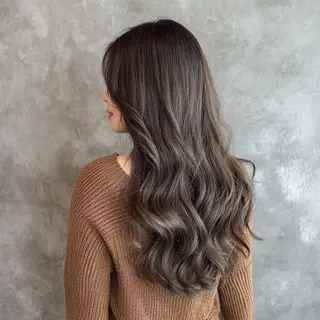 セミロング カラー 池袋/カラー特化🎨 ロング料金なし🩵のヘアスタイル