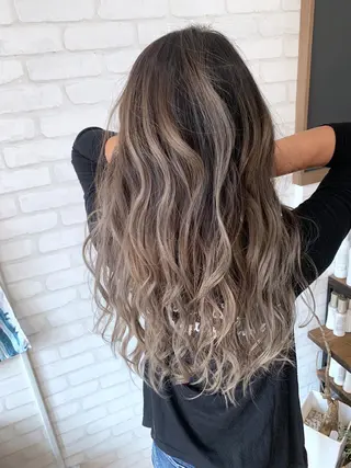 ロング 穐田 司樹のヘアスタイル