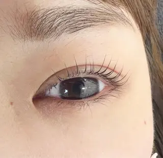 マツエク・マツパ 💎さりな💎韓国風 束感まつげ/LEDのマツエク・マツパデザイン