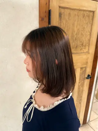 ミディアム 下城 夏海のヘアスタイル