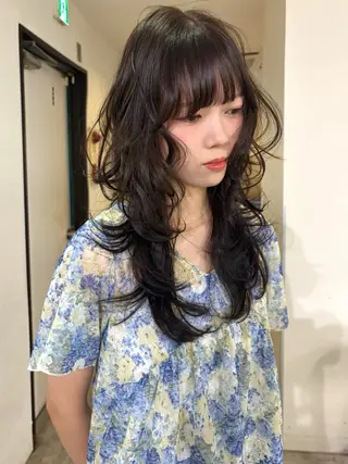 ロング カラー mizuki/ピンク ベージュ.レイヤーのヘアスタイル
