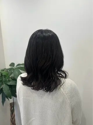 セミロング Riko🩶仙台| 艶髪×透明カラー🫧のヘアスタイル