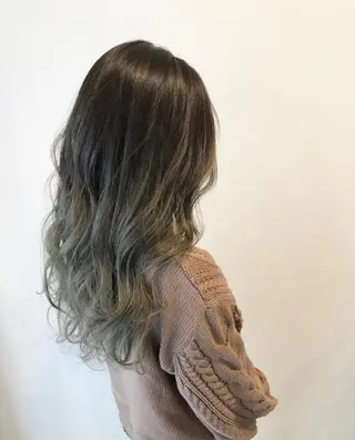 セミロング カラー mayo 🐄🌈のヘアスタイル