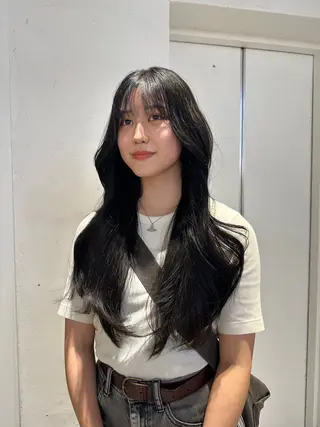 ロング 韓国ヘアメンズ・レデ ィース特化ミクのヘアスタイル