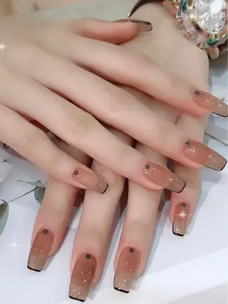 ネイル キラキラ🌸🌸🌸 nail ⭐️✨のネイルデザイン