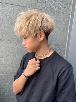 ショート カラー メンズ メンズ縮毛矯正 細谷碧海のヘアスタイル