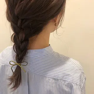 セミロング カラー ヘアアレンジ hono/ボブ/ ハイトーン/ベージュのヘアスタイル