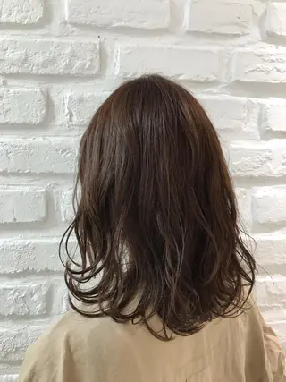 ミディアム カラー 【暖色カラー特化】 中山由梨のヘアスタイル