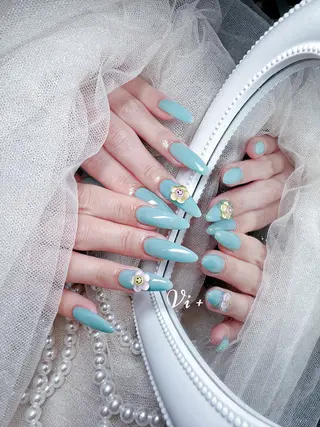 ネイル ✨Nailsalon Vi+✨のネイルデザイン