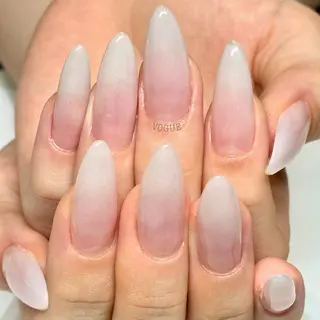 ネイル VOGUE ×SWANのネイルデザイン