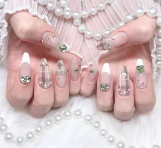 ネイル Mimi Nail_Royalのネイルデザイン