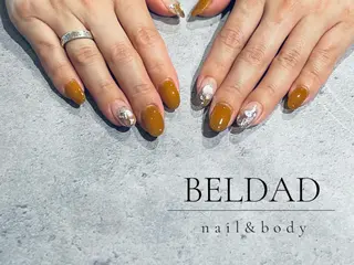 ネイル BELDAD-ベルダ スチューデント２のネイルデザイン