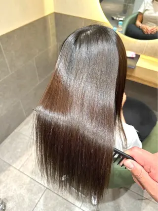 ロング カラー パーマ 色落ちまで盛れる 💟まなみのヘアスタイル