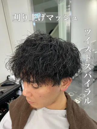 ミディアム パーマ メンズ 垢抜け・メンズパーマ 津山祐紀のヘアスタイル