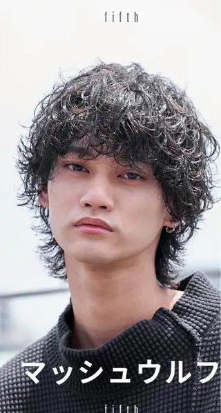 ショート 菅野 智敬のヘアスタイル