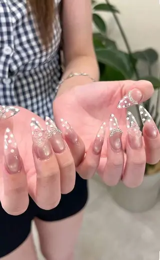 ネイル 当日予約可能💜 アキラのネイルデザイン