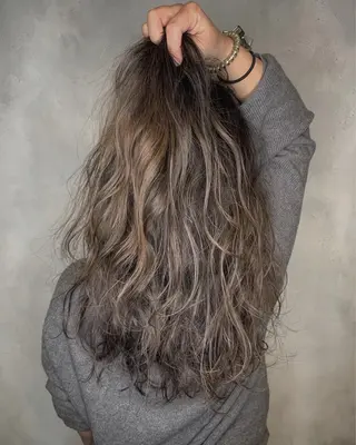 ロング カラー 沖縄東京2拠点美容師 mamicoのヘアスタイル