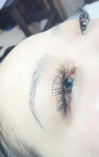 マツエク・マツパ アイラッシュサロン ナチュラリスの眉毛・アイブロウイメージ