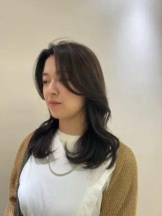 ロング カラー グラングリーン大阪 savoirサキモトのヘアスタイル