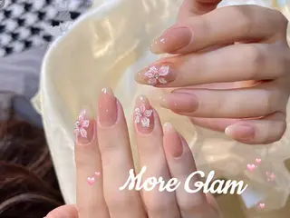 ネイル MoreGlam Nailsのネイルデザイン