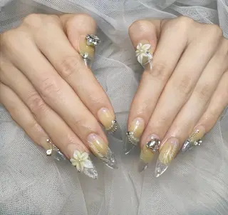 ロング カラー 波 なみのネイルデザイン