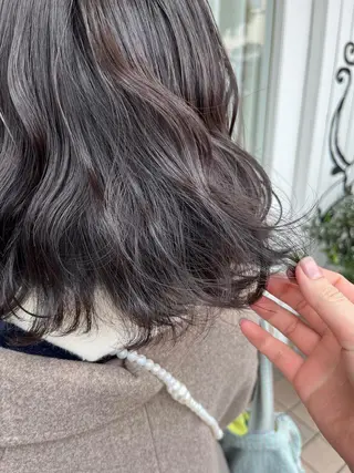 ミディアム カラー RuLaN AMIのヘアスタイル