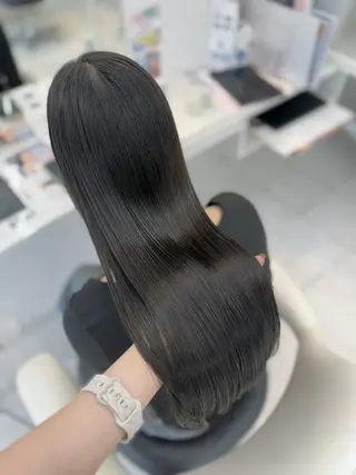 ロング すずきなつき 縮毛矯正🐰🌙のヘアスタイル