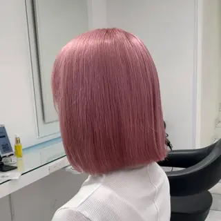 ミディアム カラー ヘアアレンジ ウルフカット×ハイ トーン職人🤍ゆうひのヘアスタイル