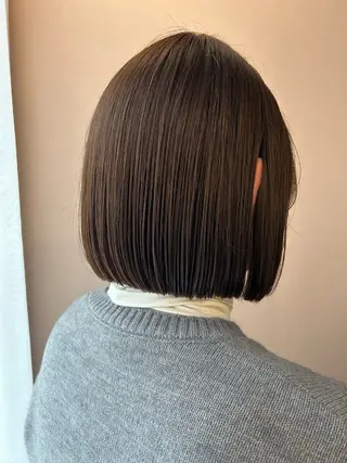 ショート カラー hubhair レイヤー/透明感のヘアスタイル