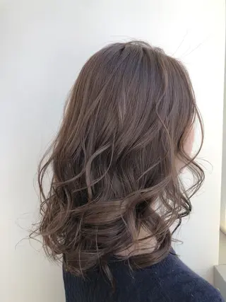 ミディアム カラー 【透明感、艶髪】西村 有司のヘアスタイル