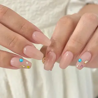 ネイル haruna🐈 うるちゅる/マグ🫧のネイルデザイン