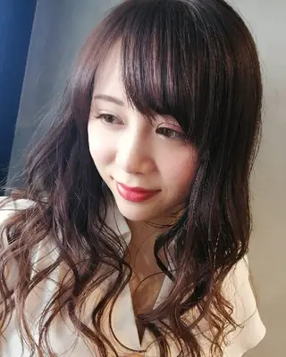 ロング カラー 傷ませないブリーチ 美容師🎉内山のヘアスタイル