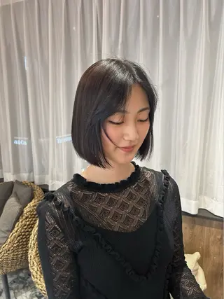 ショート ナチュラルレイヤー ｜艶髪｜AYAKOのヘアスタイル