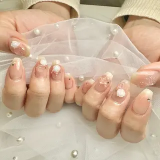 ネイル nami🐰🎀 ガーリー/堺筋本町のネイルデザイン