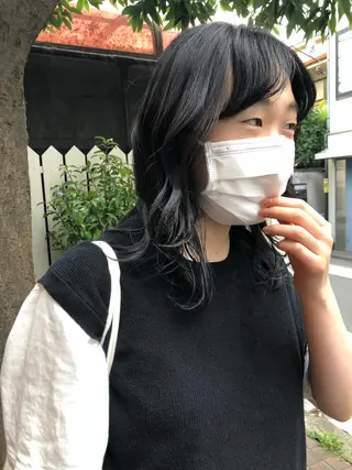 ミディアム カラー eri kinjoのヘアスタイル