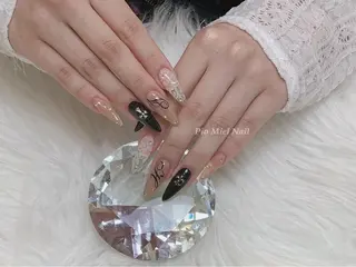 ネイル HANA 長さだしのネイルデザイン