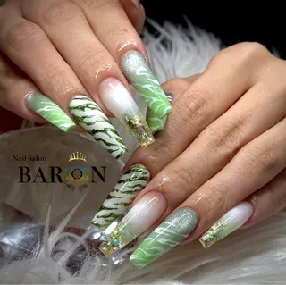 ネイル ♛︎BARON♛︎ MASAMIのネイルデザイン