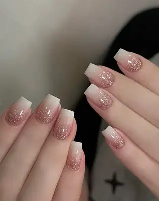 ネイル 小雨 Nail Studio・168のネイルデザイン