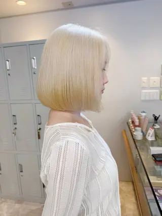 ショート カラー ヘアアレンジ Flamme Annaのヘアスタイル