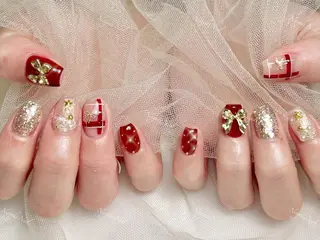 ネイル 🦋 Queenieのネイルデザイン