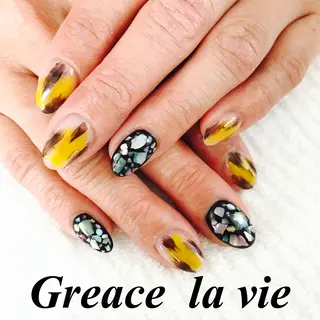 ミディアム カラー パーマ ヘアアレンジ キッズ ネイル マツエク・マツパ Greace  la vieのネイルデザイン