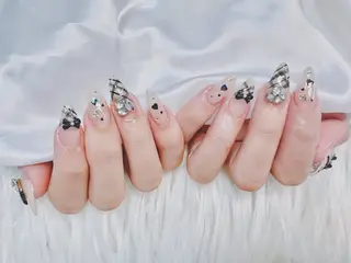 ネイル AKIKO ネイルサロンのネイルデザイン