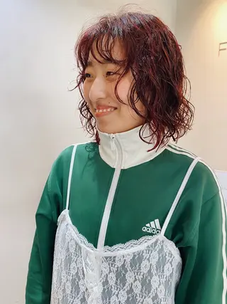 ミディアム パーマ FILMS/sari /似合わせカットのヘアスタイル