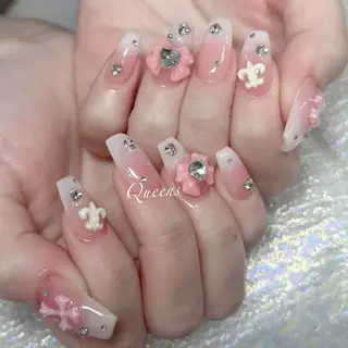 ネイル Queens ひなのネイルデザイン