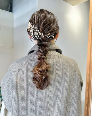 ヘアアレンジ ダブルカラー,透け カラーHINARIのヘアスタイル