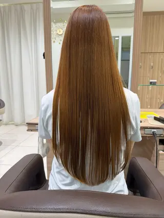 カラー パーマ 濵地 羚花のヘアスタイル