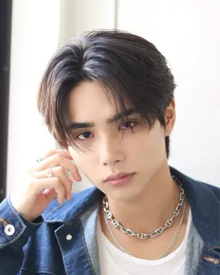 メンズ メンズ特化✨ ハイトーン✨永井のヘアスタイル
