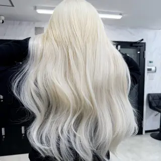 ロング カラー シールエクステ特化 ハイトーン、NANAのヘアスタイル
